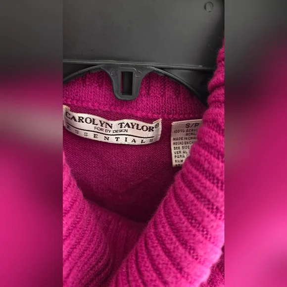 Women's Sleeveless Turtleneck Sweater - Black, White, and Pink - Picture 7 of 8